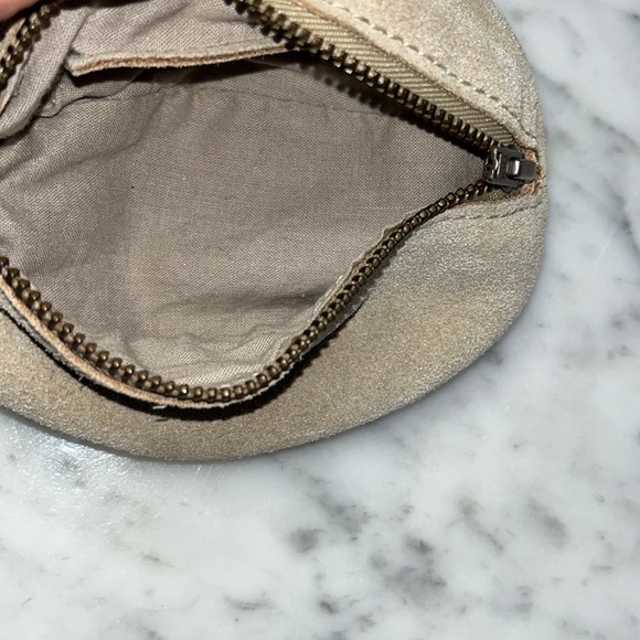 Free People Kingsley Natural Suede Wristlet NWT - Picture 10 of 16